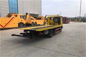 桦甸非事故拖车