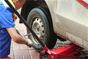 桦甸附近拖车24小时服务热线电话