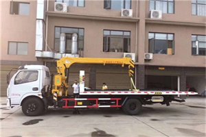 桦甸附近汽车轮胎更换