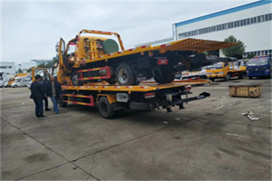 桦甸同城汽车补胎